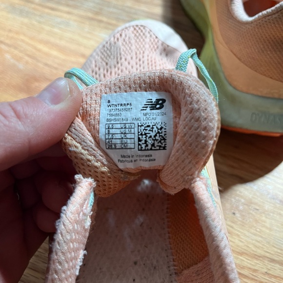 New Balance Women's Dynasoft Nitrel V5 Trail Running Shoe Sneaker - Picture 4 of 5